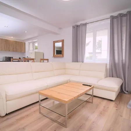 דירה Bernardo Lux *