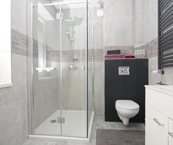 Bernardo Lux Apartment