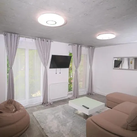 Bernardo Lux Apartman