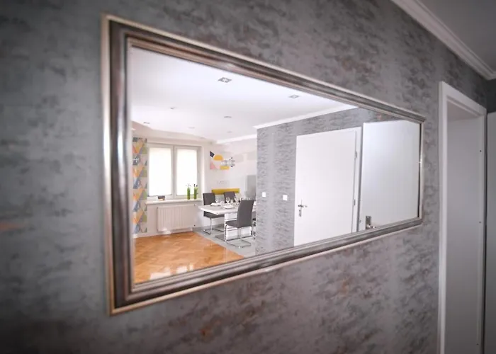 Bernardo Lux アパート *