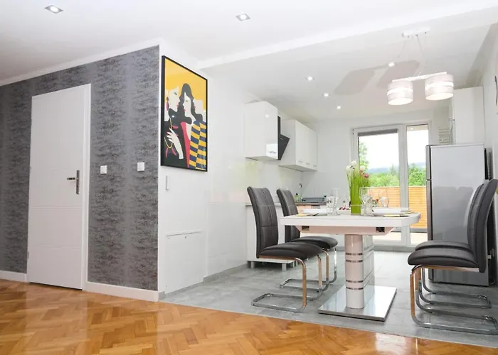 Bernardo Lux アパート